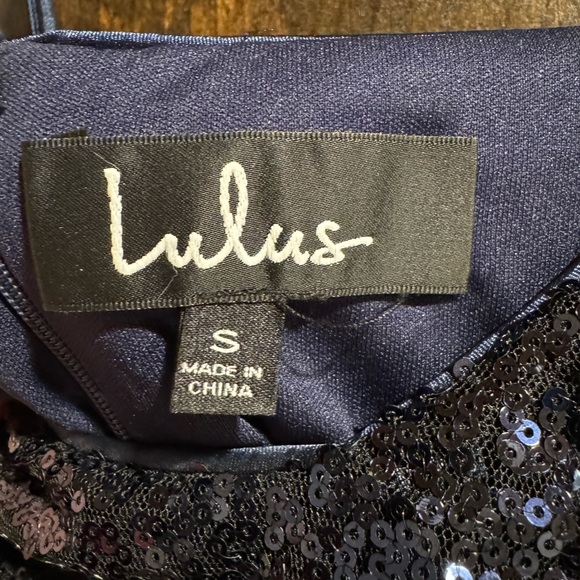 COPY - Lulu’s cocktail dress - Picture 2 of 7